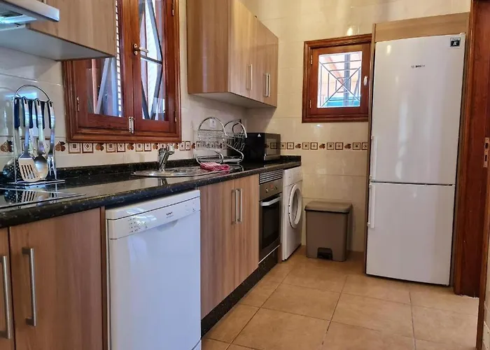 Tartanas Two Bedroom Vakantiehuis