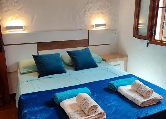 Tartanas Two Bedroom